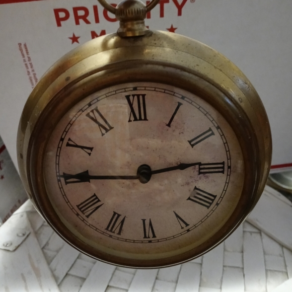 🏬🕙VINTAGE BRASS QUARTZ CLOCK🐼🗻 - Picture 3 of 9